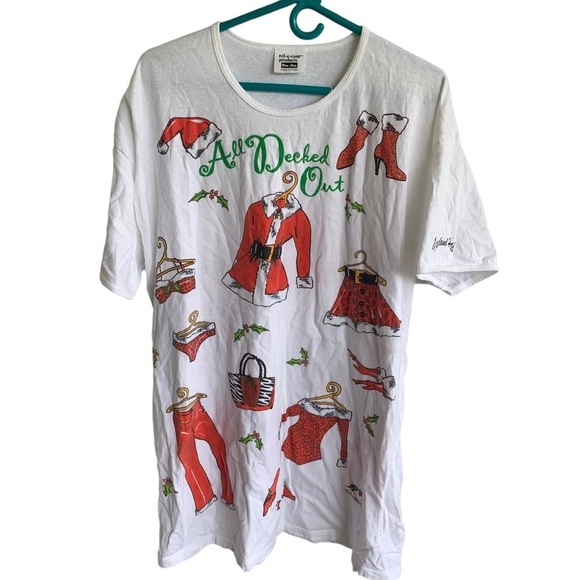 Vintage Christmas Holiday Sleep Shirt Adult 90s All Decked Out Sleepwear Tee - Picture 1 of 6